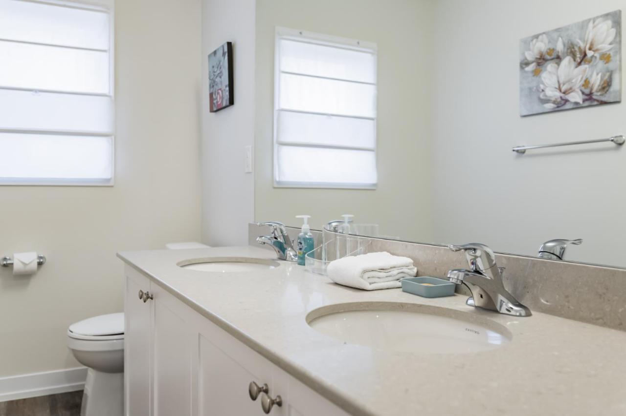 Luxury Townhouse Close To Fairview Casino In Niagara Falls Villa Екстериор снимка