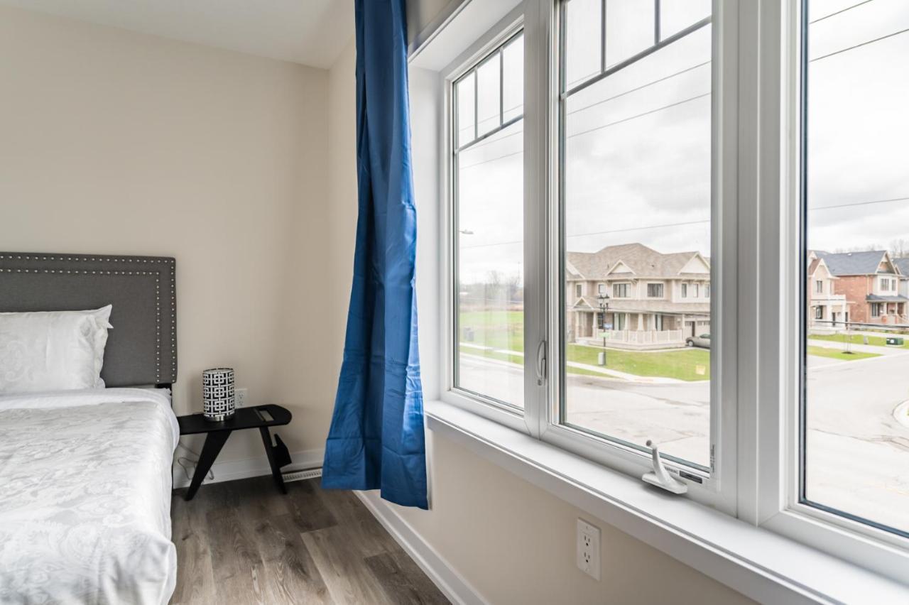 Luxury Townhouse Close To Fairview Casino In Niagara Falls Villa Екстериор снимка