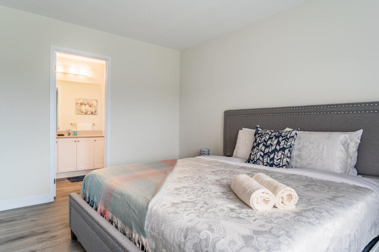Luxury Townhouse Close To Fairview Casino In Niagara Falls Villa Екстериор снимка