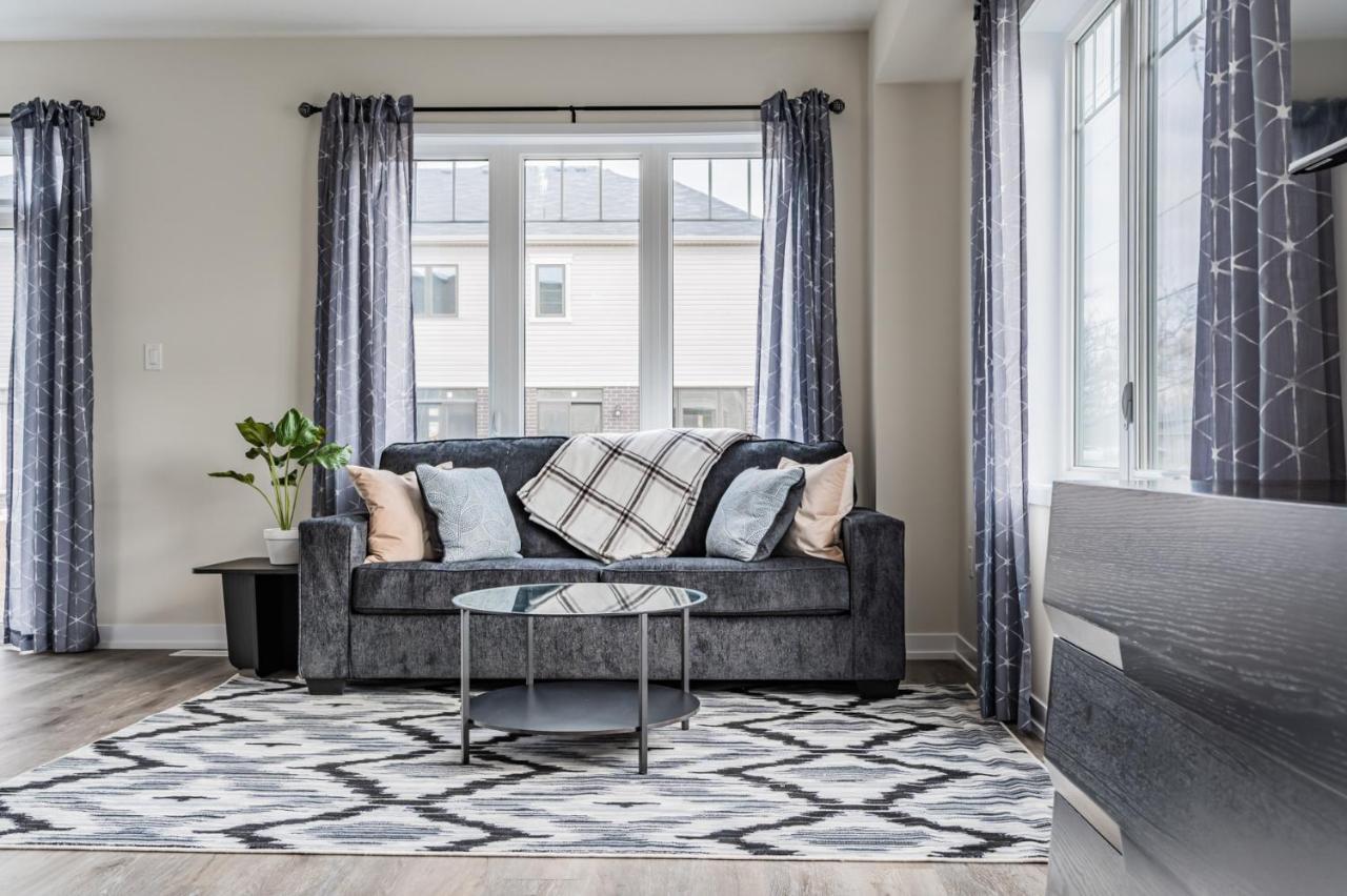 Luxury Townhouse Close To Fairview Casino In Niagara Falls Villa Екстериор снимка